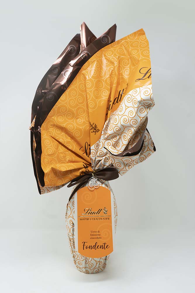 Lindt Uovo Pasqua finissimo cioccolato fondente genova 2