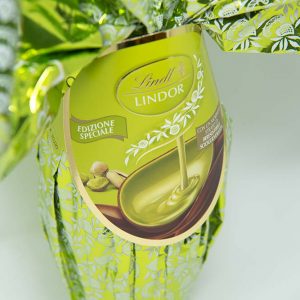 Uovo di Pasqua – Cioccolato al latte e pistacchio – Lindt